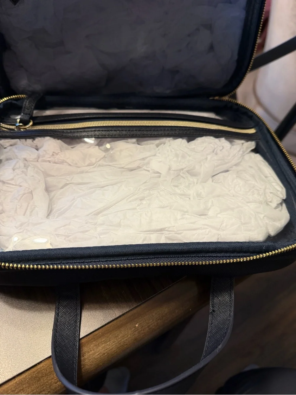 NWT Estée Lauder hanging travel cosmetic bag